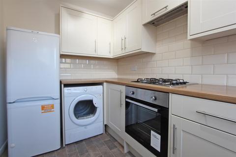 2 bedroom apartment to rent, Croydon