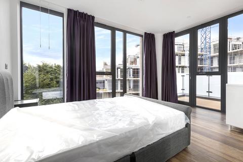 3 bedroom penthouse for sale, Sitka House, 20 Quebec Way, London, SE16