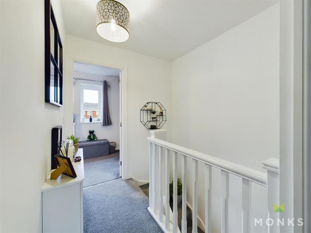 CAM01420 G0-PR0517-STILL008.jpg