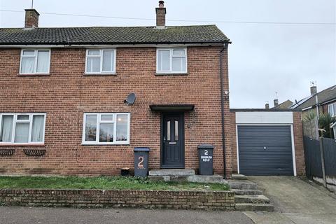 2 bedroom semi-detached house to rent, Franklyn Road, Canterbury