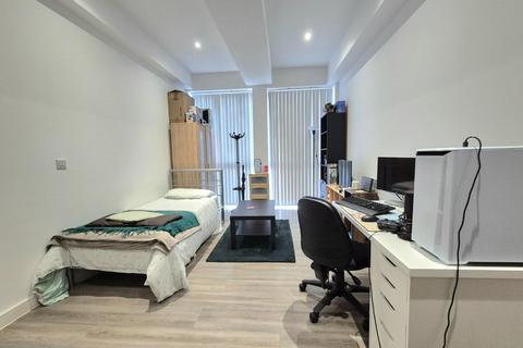 Studio to rent, Derngate Lofts, Northampton NN1