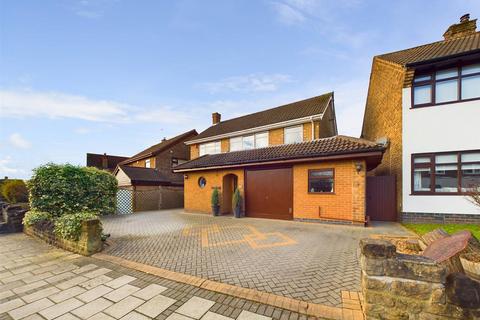 4 bedroom detached house for sale, Richmond Gardens, Nottingham NG5