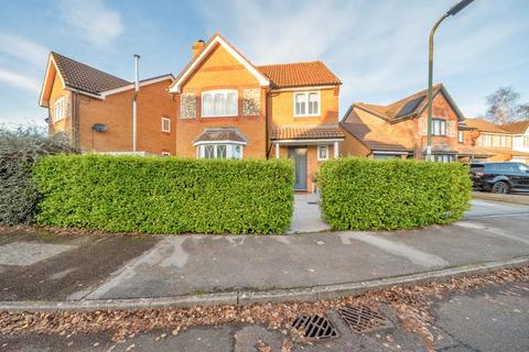 4 bedroom detached house for sale, Harebell Drive,  Thatcham,  RG18,  RG18