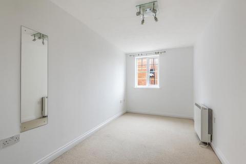 2 bedroom flat for sale, Newbury,  Berkshire,  RG14