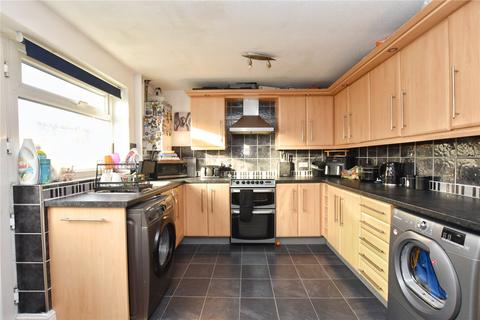 3 bedroom townhouse for sale, Trent Avenue, Heywood, Greater Manchester, OL10