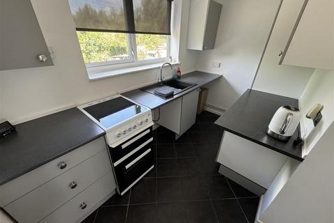 2 bedroom maisonette to rent, Canberra Road, Aldermans Green, Coventry, CV2 1NJ