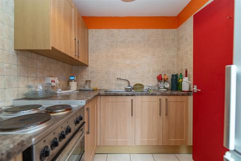 2 bedroom apartment for sale, Alton Towers, Withington Road, Whalley Range