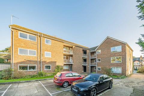 2 bedroom flat for sale, Hook Road, Surbiton KT6