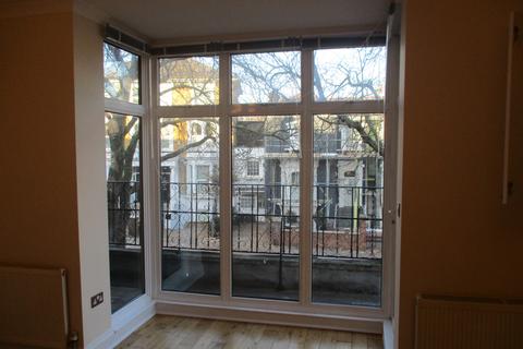 1 bedroom flat to rent, Kew Road, Richmond TW9