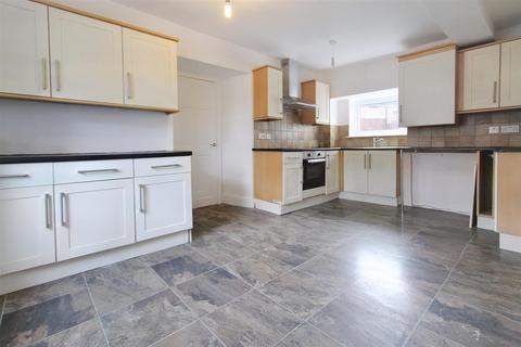 3 bedroom apartment for sale, Betws Yn Rhos, Betws Yn Rhos LL22