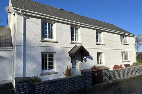 4 bedroom property with land for sale, Maesycrugiau, Pencader