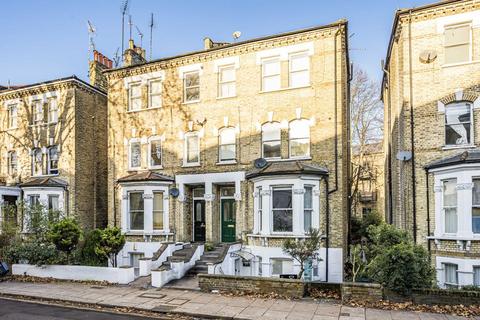 2 bedroom flat for sale, Richmond Road, East Twickenham TW1