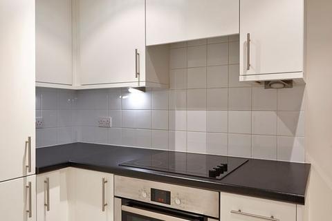 2 bedroom flat to rent, London SW3