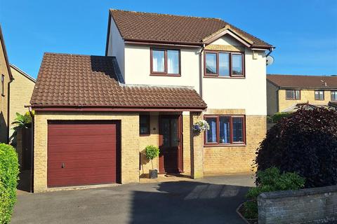 3 bedroom detached house for sale, Staddlestones, Midsomer Norton, Radstock