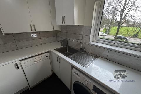 2 bedroom flat to rent, The Crescent, Llandaff, Cardiff. CF5 2DL