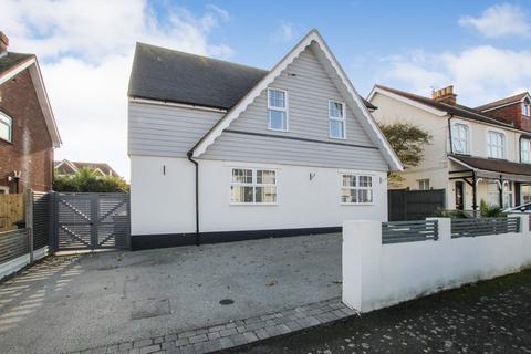 18 Alma Road, Herne Bay, CT6 6JJ