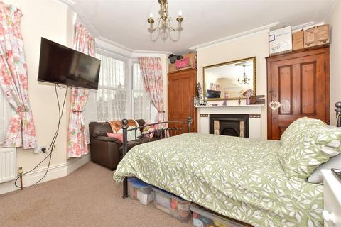 2 bedroom end of terrace house for sale, Hatfield Road, Ramsgate, Kent