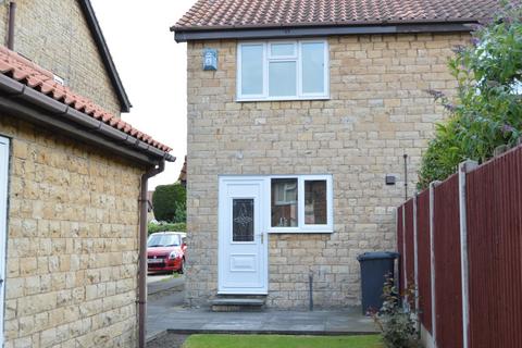 2 bedroom semi-detached house to rent, Eastfield Close, Tadcaster LS24