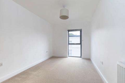 Flat 13, Athelstan House Station Road, Gloucester, GL1 1AP