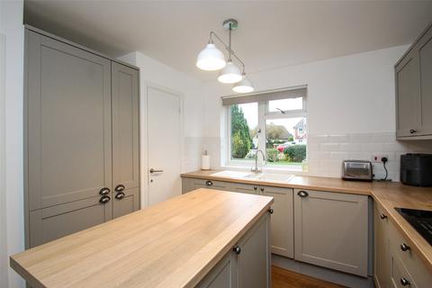 2 bedroom apartment to rent, Havelock Road, Warsash, Southampton, Hampshire, SO31