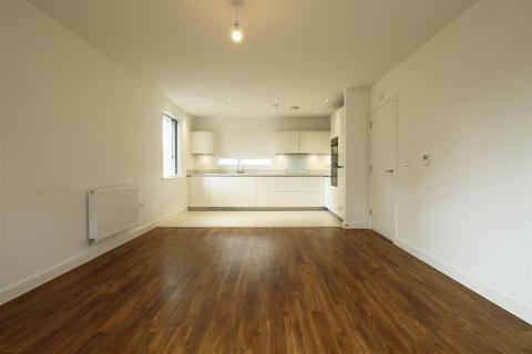 2 bedroom flat to rent, Whittle Avenue, Cambridge CB2