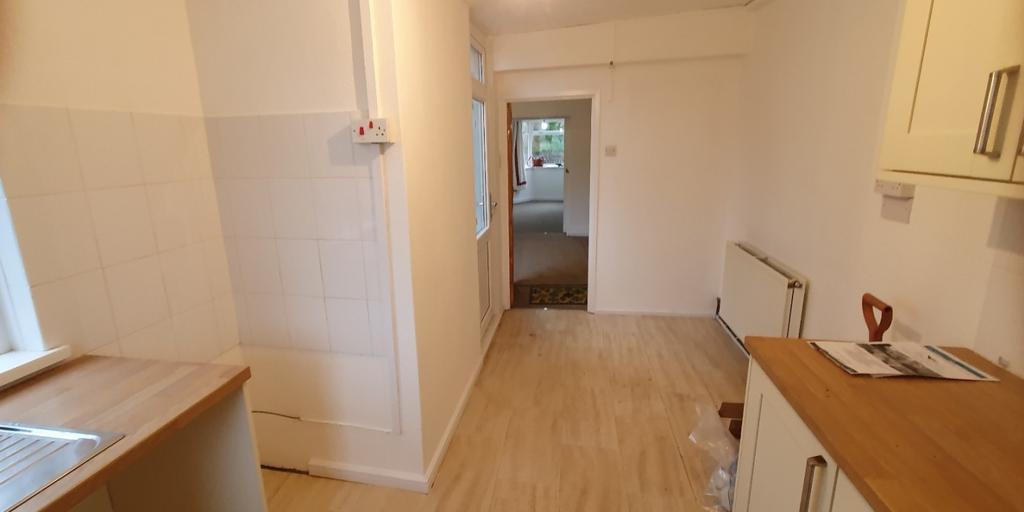 091305 Kitchen