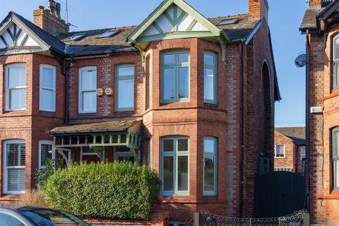 4 bedroom semi-detached house for sale, Claude Road, Chorlton