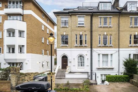 3 bedroom flat to rent, Thurlow Road, London NW3