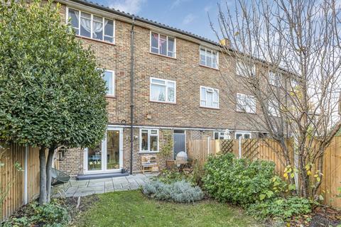 3 bedroom maisonette for sale, Sarsfeld Road, London, SW12