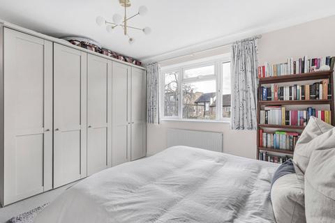 74 Sarsfeld Road, London, SW12 8HP