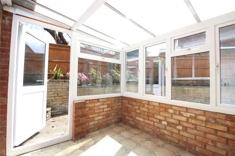 18 Frailey Hill, Woking, GU22 8EA