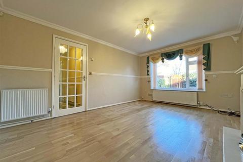 3 bedroom terraced house to rent, Broad Eadow Road, Nottingham NG6