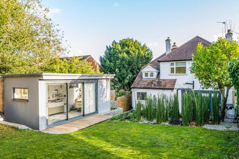 20 Wrights Road, London, SE25 6RY