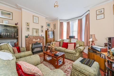 4 bedroom terraced house for sale, Harbut Road, St John's Hill, London, SW11