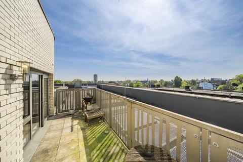 1 bedroom flat for sale, Lawn Road, Belsize Park