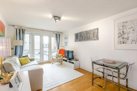 2 bedroom flat to rent, St Davids Square, Canary Wharf, London, E14