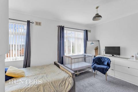 30 Harrow Avenue, Oldham, OL8 4HZ