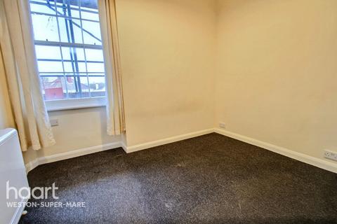 1 bedroom flat to rent, Ellenborough Crescent, WESTON-SUPER-MARE