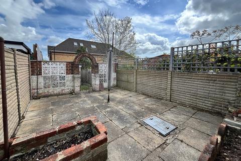 48 Arnold Road, Southampton, SO17 1TG