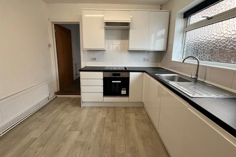 48 Arnold Road, Southampton, SO17 1TG