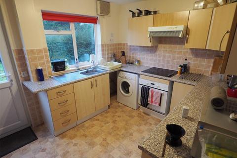 3 bedroom terraced house to rent, Down Avenue, Bath