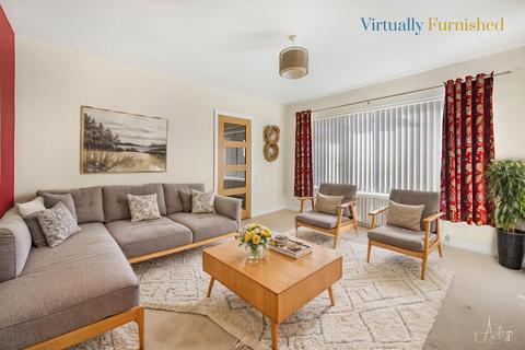 4 bedroom detached house for sale, Chestnut Avenue, West Cross, Swansea