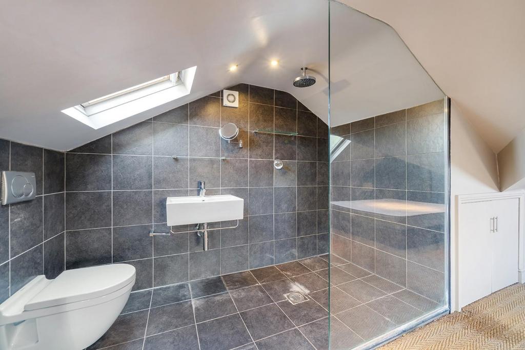 Ensuite.jpg