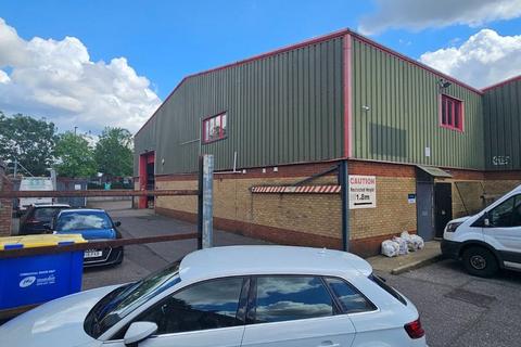 Industrial unit to rent, London E17