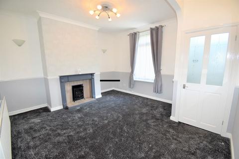 2 bedroom terraced house to rent, Wynne Street, Manchester M29