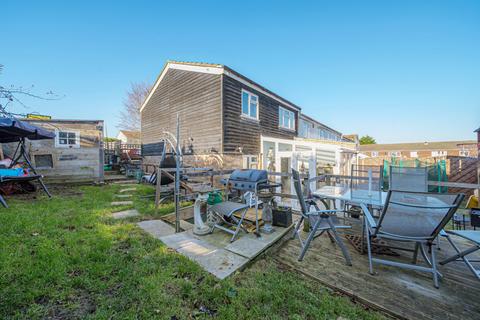 32 Northview, Swanley, BR8 7BQ