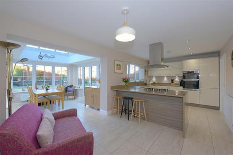 4 bedroom detached house for sale, Ingleby Way, Off The Mount, Shrewsbury