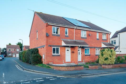 2 bedroom end of terrace house for sale, Church Street, Worcester WR5