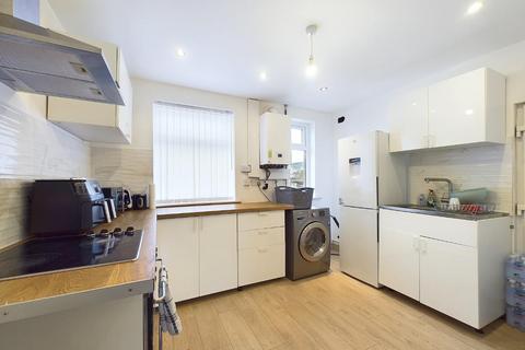 3 bedroom semi-detached house for sale, Hope Avenue, Shipley