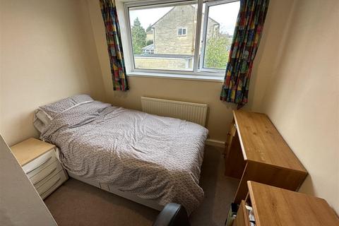 6 bedroom terraced house to rent, Hillcrest Drive, Bath